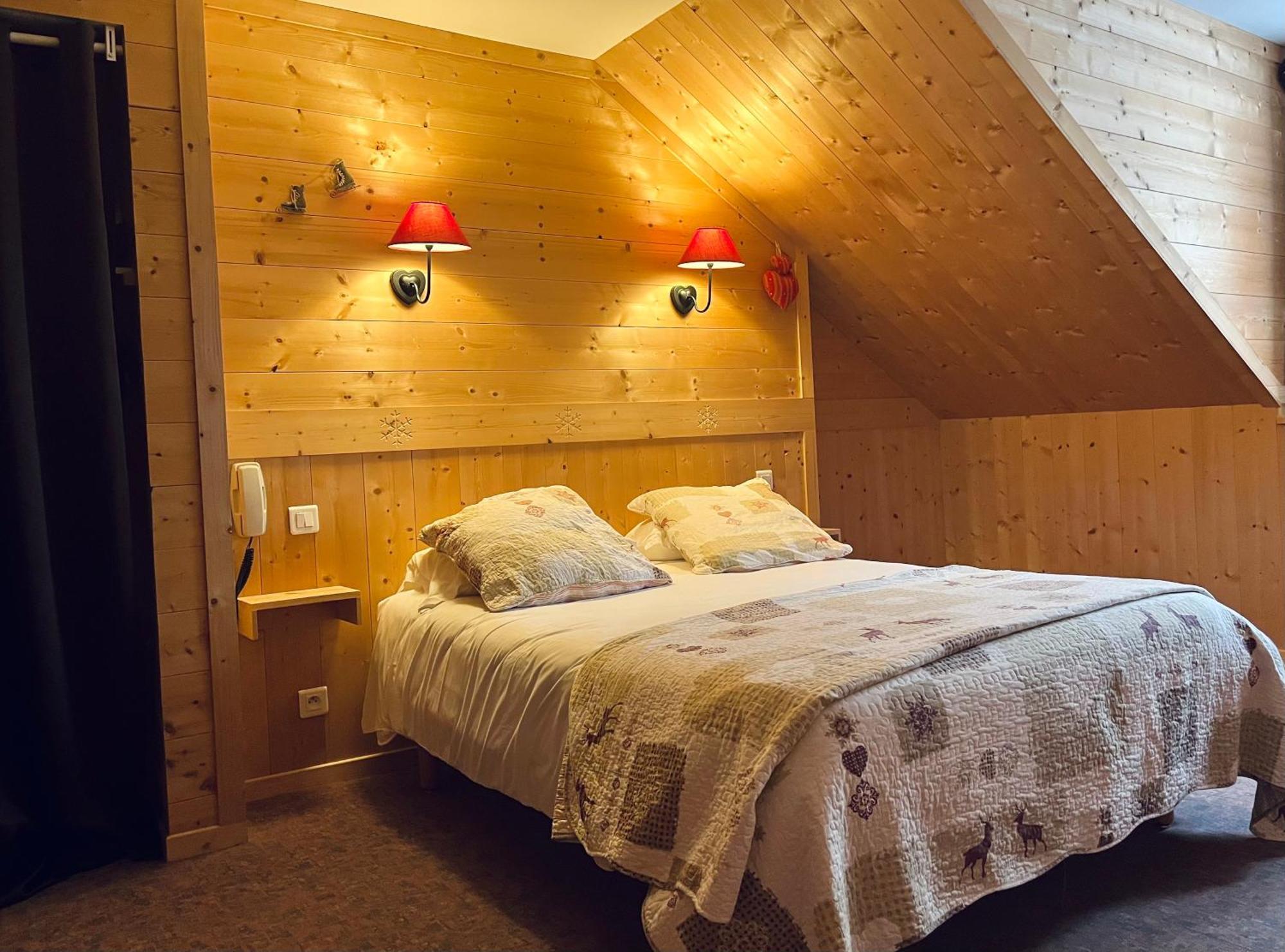 Hotel Le Sacca, Nouvelle Equipe Cauterets Exterior photo