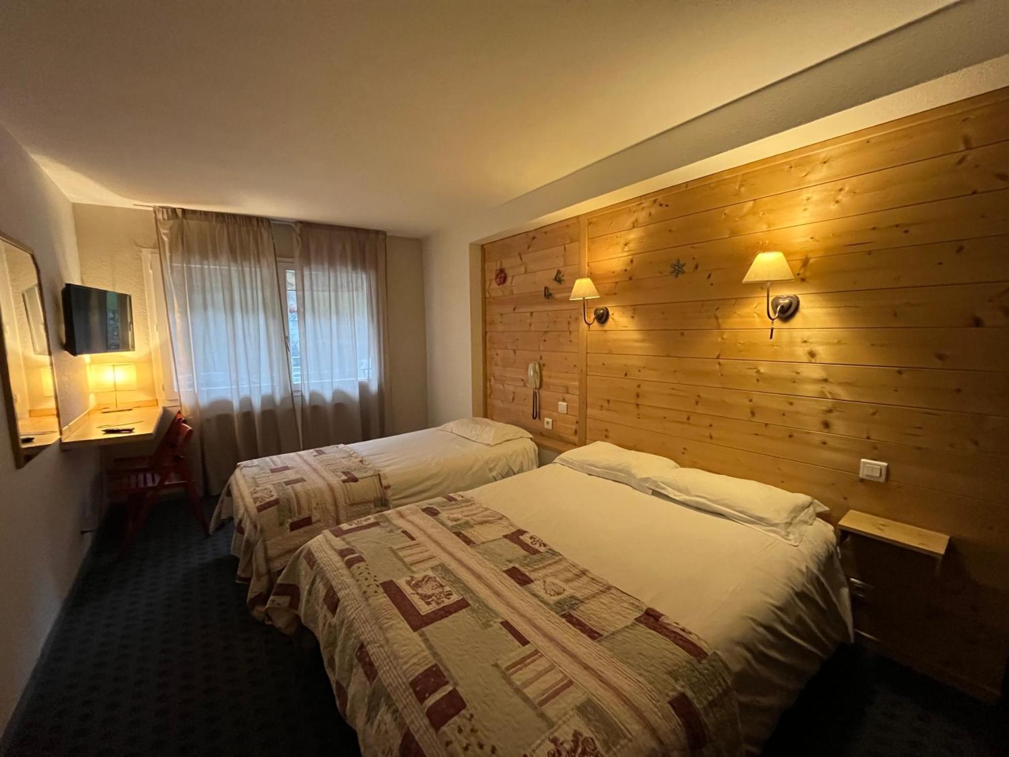 Hotel Le Sacca, Nouvelle Equipe Cauterets Exterior photo